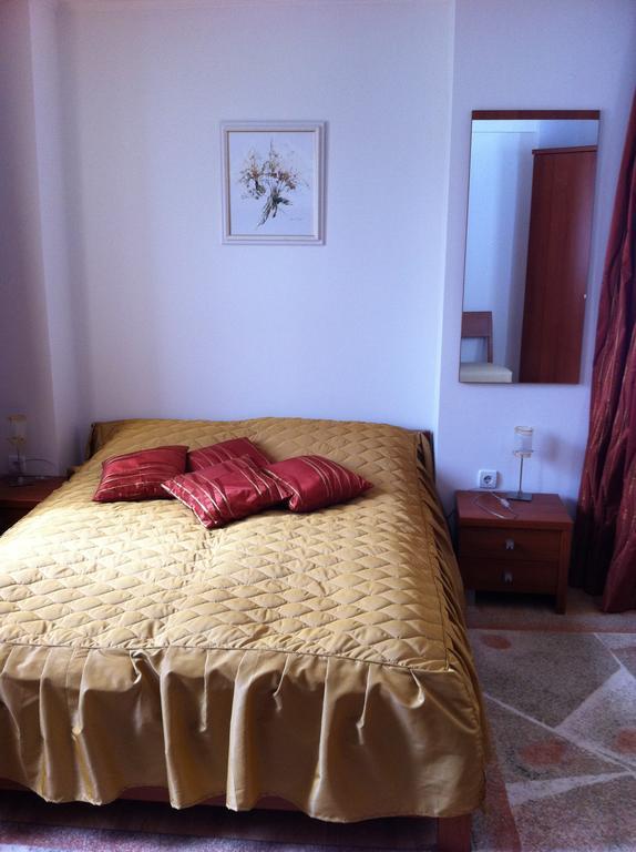 Pamporovo Monastery Apartment Room photo